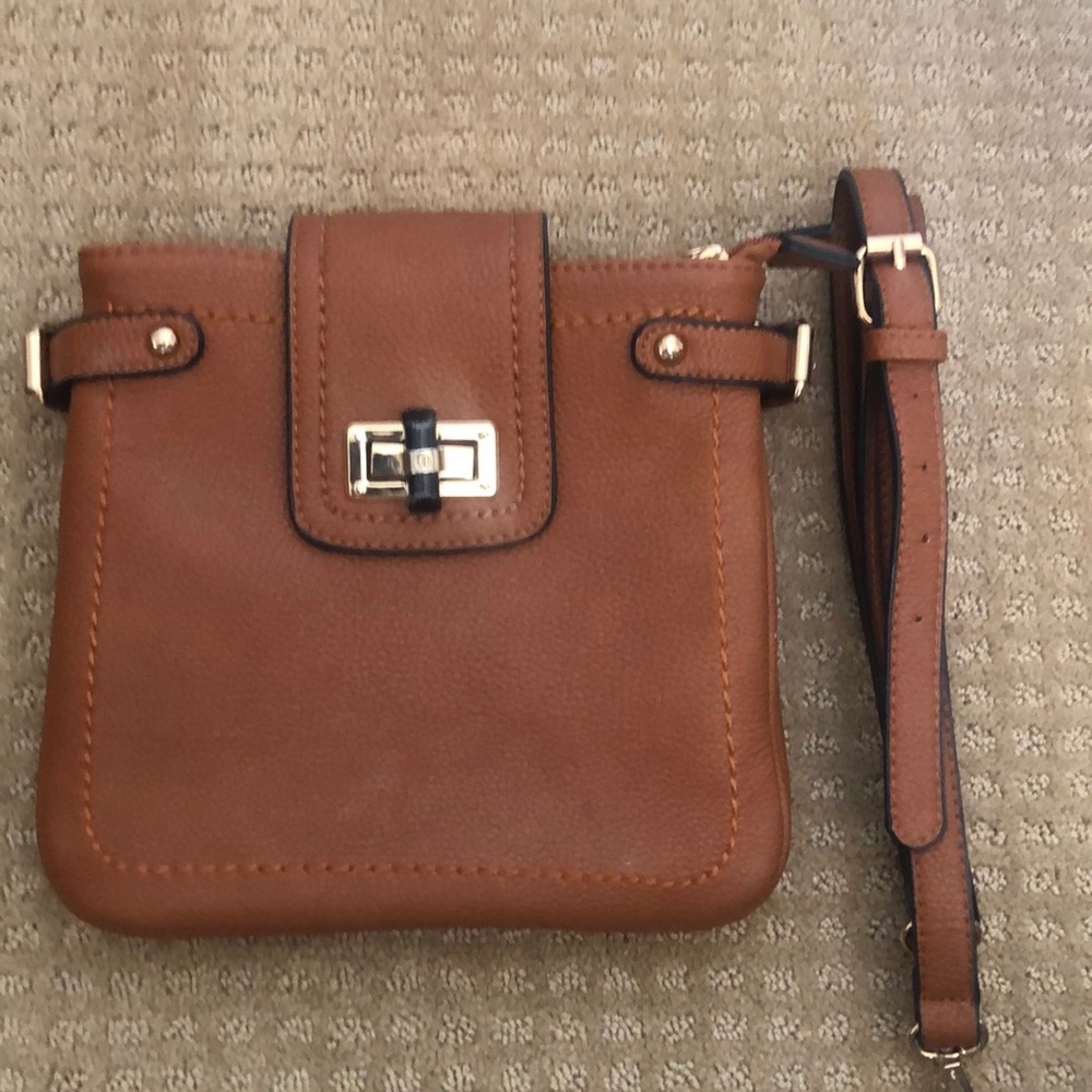 COGNAC FAUX LEATHER CROSSBODY BAG